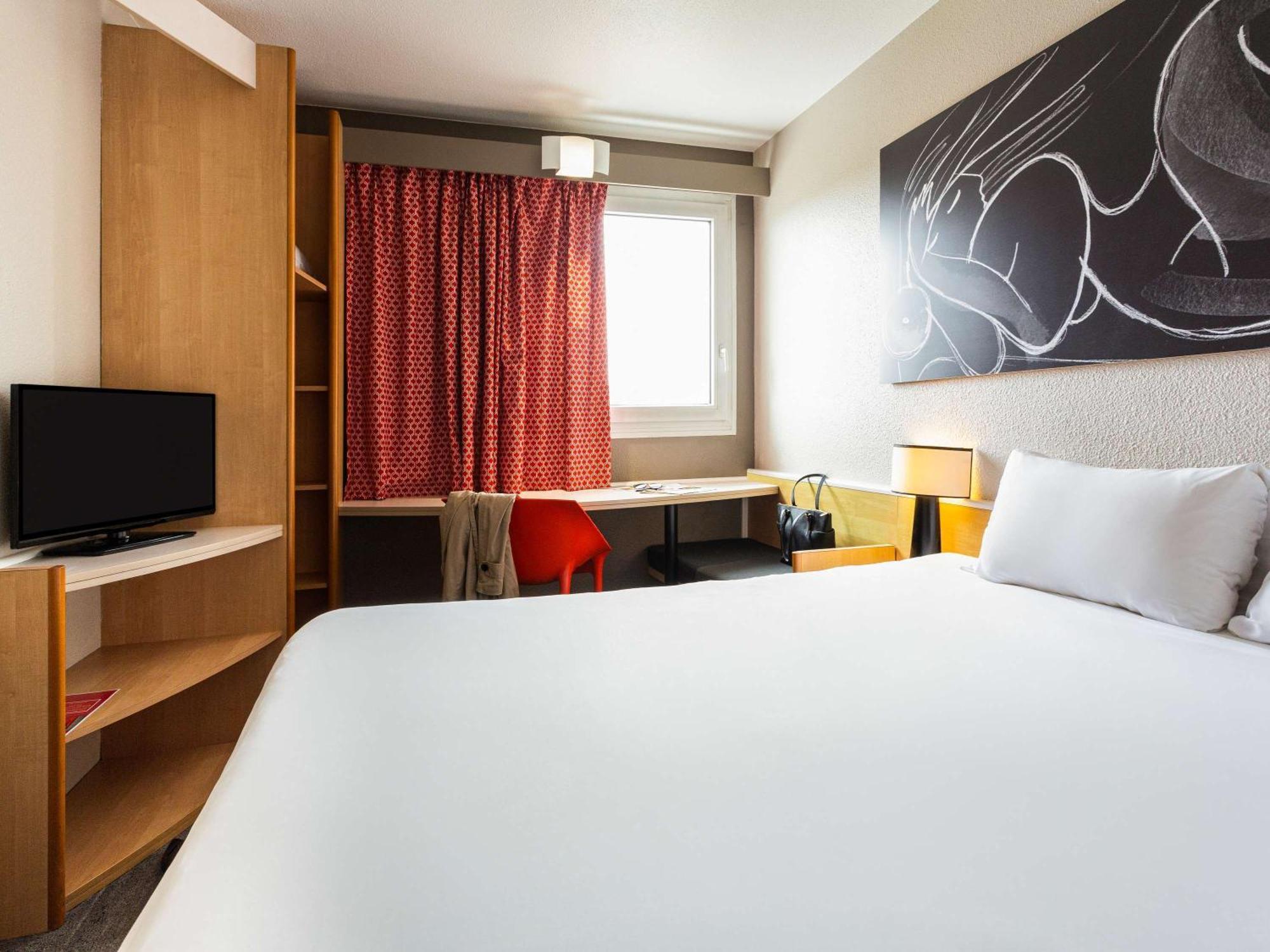 Hotel Ibis Bordeaux Pessac Route Des Vins Exterior foto